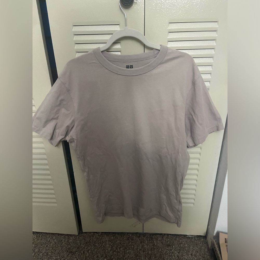 Uniqlo U T shirt